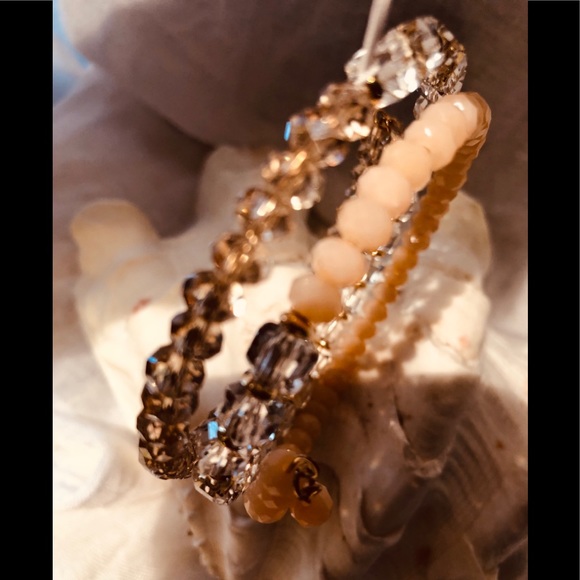Adrienne Vittadini faux crystal beaded bracelet - Picture 4 of 5